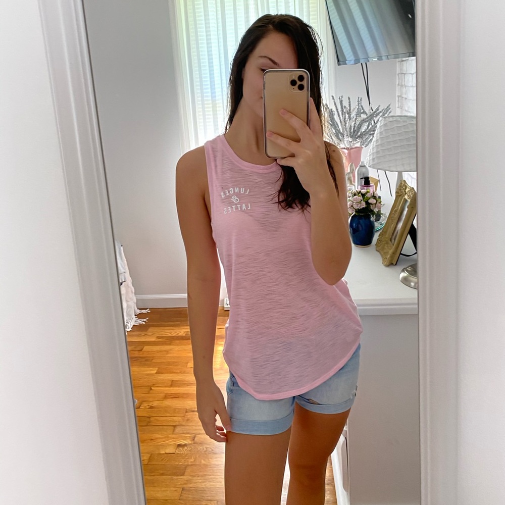 “LUNGES AND LATTES” WORK OUT TOP